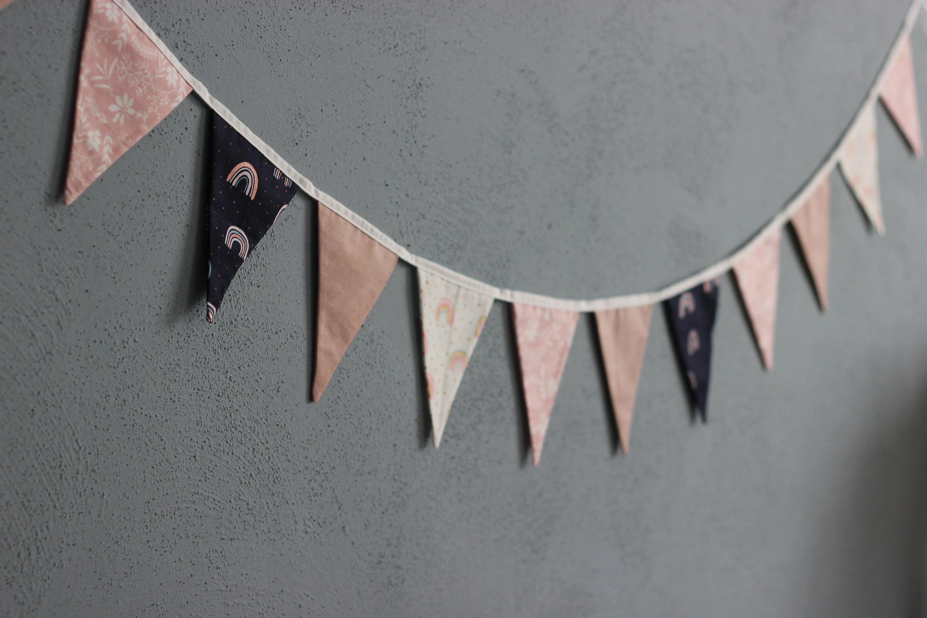 Wimpelkette / Dekoration / handmade / DIY / nähen / Kinderzimmer / Babyzimmer / Wanddekoration / Wandbehang